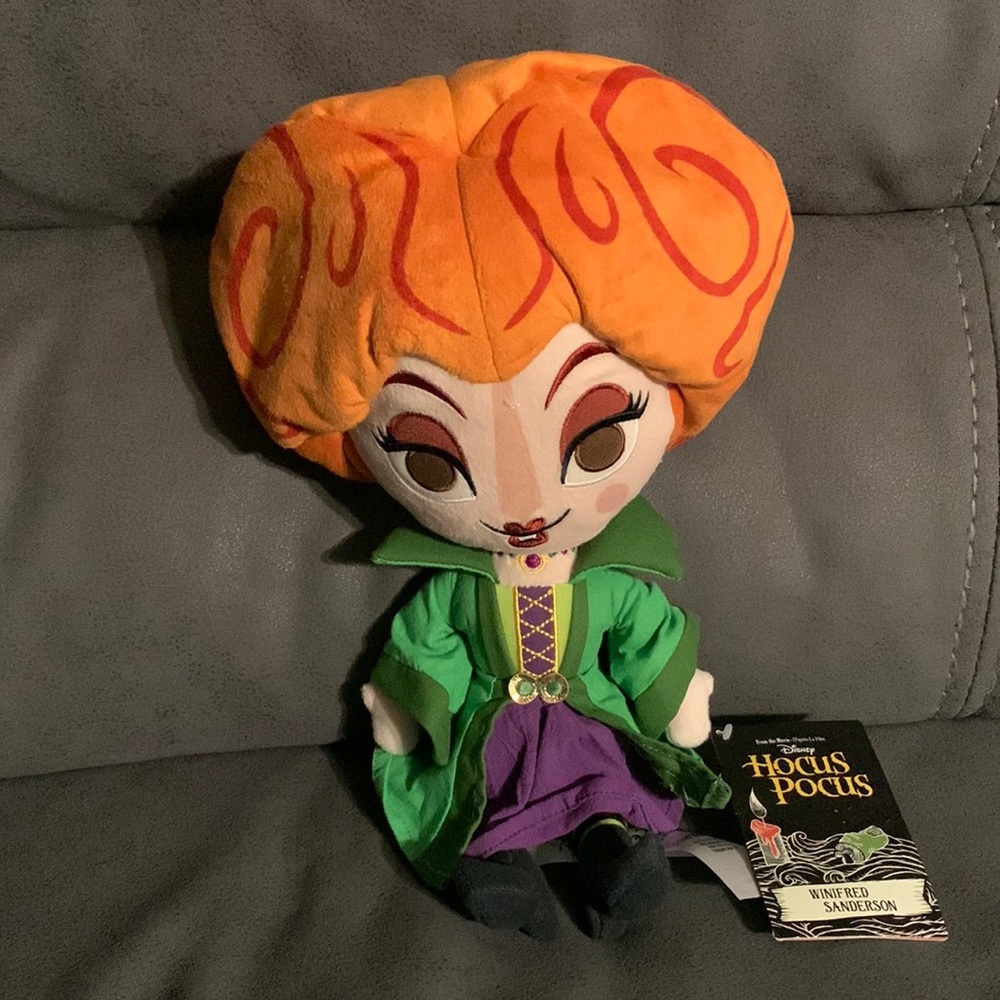 Disney Store Hocus Pocus Winifred Sanderson Plush
